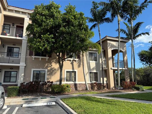 22901 SW 88th Pl # 205, Cutler Bay FL 33190