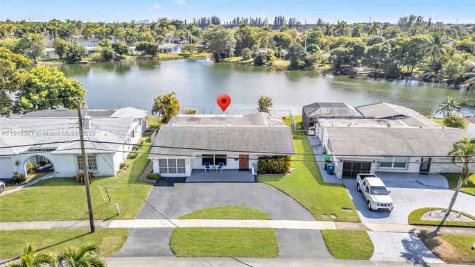 2320 NW 73rd Ave, Sunrise FL 33313