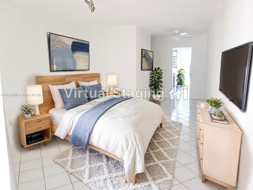 1021 Michigan Ave # 10, Miami Beach FL 33139