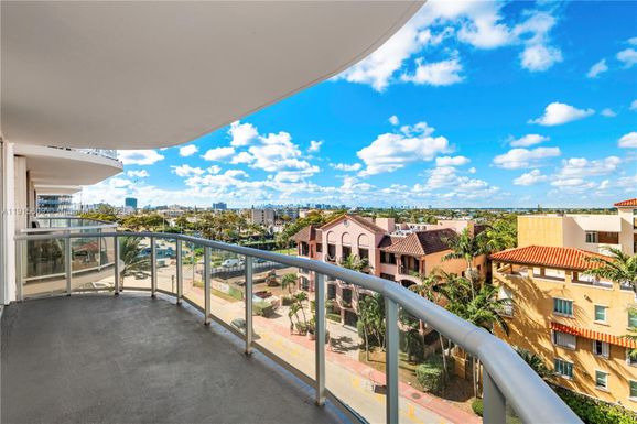 8855 Collins Ave # 6E, Surfside FL 33154