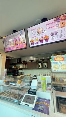 Turnkey Bubble Tea & Dessert Shop – Fully Equipped In Downtown Miami, Miami FL 33130