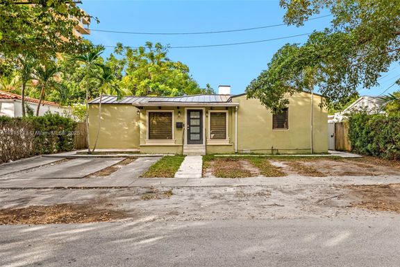 4041 SW 2nd Ter, Miami FL 33134