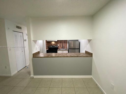 291 NW 177th St # 110, Miami Gardens FL 33169
