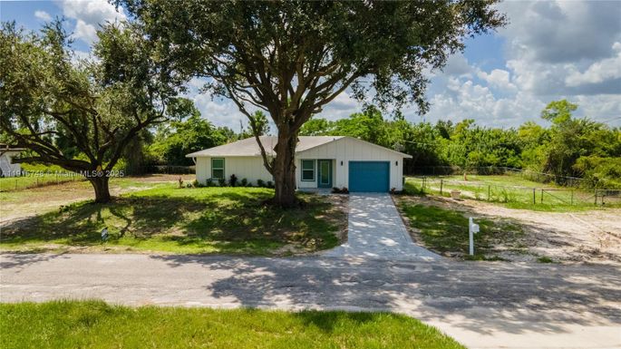 3317 17th St. SW, Lehigh Acres FL 33976