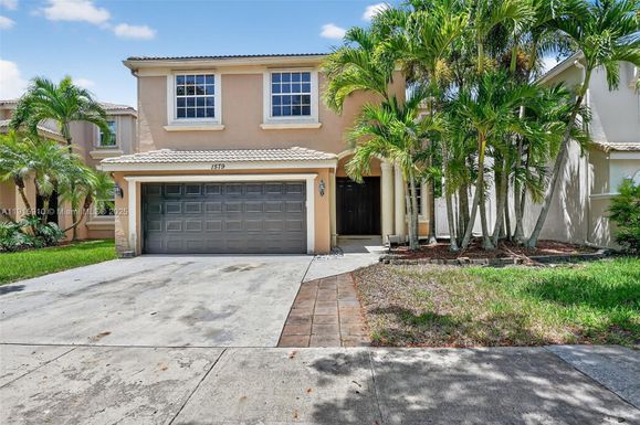 1579 Briar Oak Dr, Royal Palm Beach FL 33411