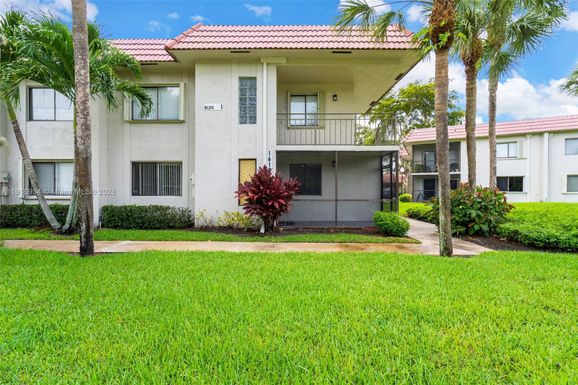 16193 Saddle Club Rd # 102, Weston FL 33326