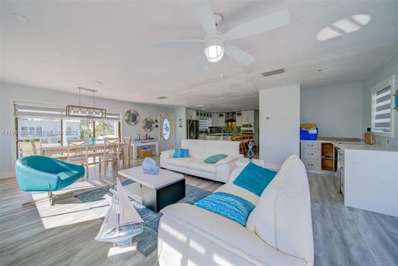 2 Snipe Rd, Key Largo FL 33037