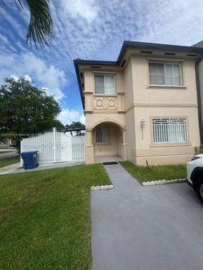 26328 SW 135th Pl, Homestead FL 33032