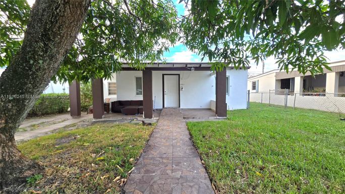 1951 Rutland St, Opa-Locka FL 33054