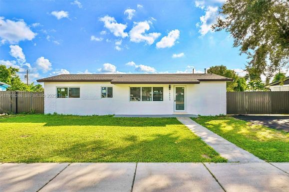 18950 SW 310th St, Homestead FL 33030