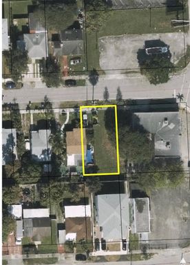 1790 NW 53rd St, Miami FL 33142
