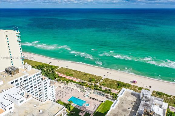 5005 Collins Ave # 402, Miami Beach FL 33140
