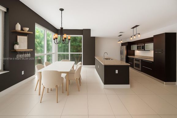 950 Brickell Bay Dr # 200, Miami FL 33131