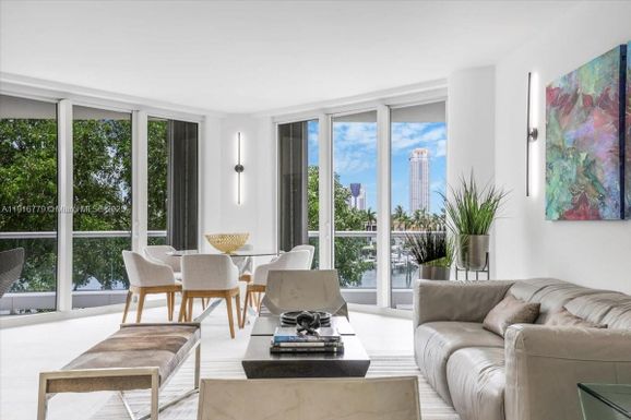 7000 Island Blvd # 304, Aventura FL 33160