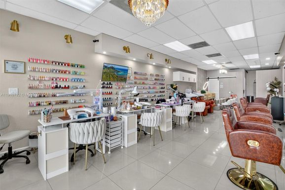 Full Service Beauty Salon For Sale On 8th Street, Miami FL 33184