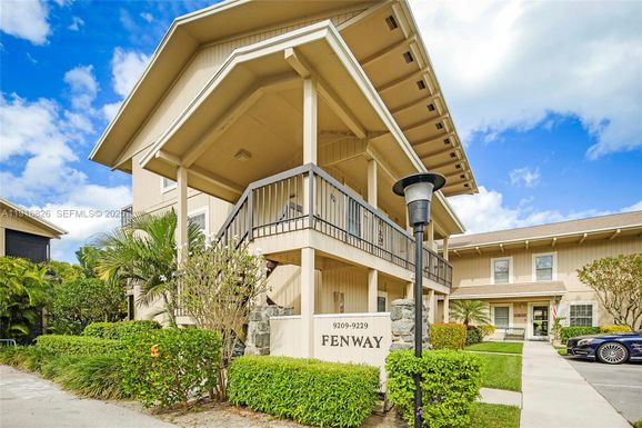 9219 SE Riverfront Ter # G, Jupiter FL 33469