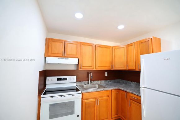 16117 NE 19th Ct # 4, North Miami Beach FL 33162