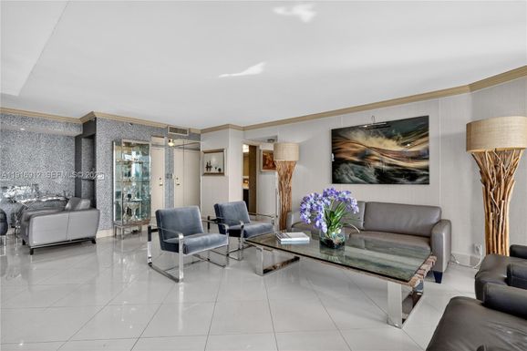 4000 Towerside Ter # 1612, Miami FL 33138