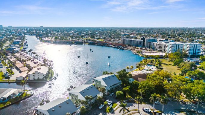 610 Victoria Dr. # C101, Cape Coral FL 33904