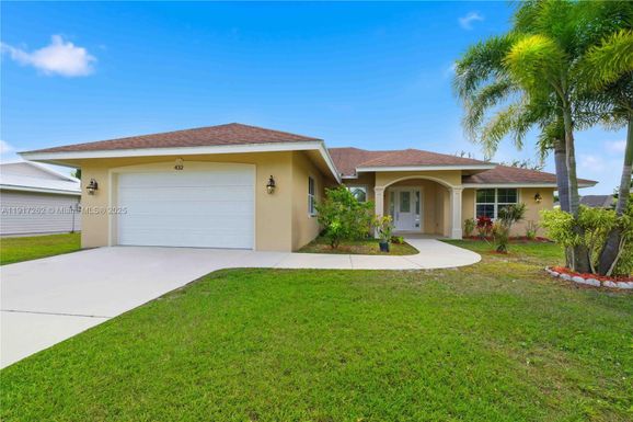 432 SW Parish Ter, Saint Lucie West FL 34984