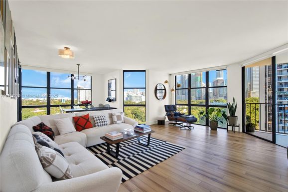 1915 Brickell Ave # C1101, Miami FL 33129