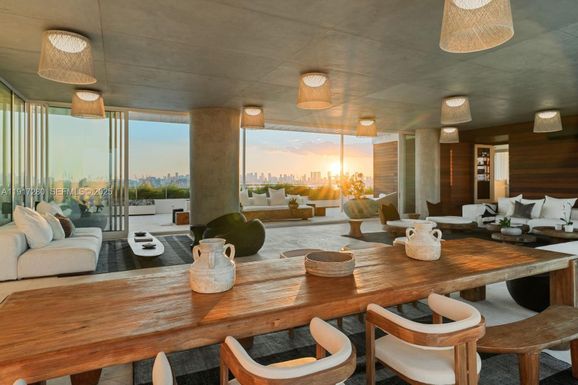 4701 N Meridian Ave, Miami Beach FL 33140