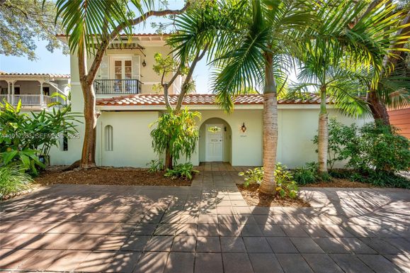 3240 Morris Ln, Miami FL 33133