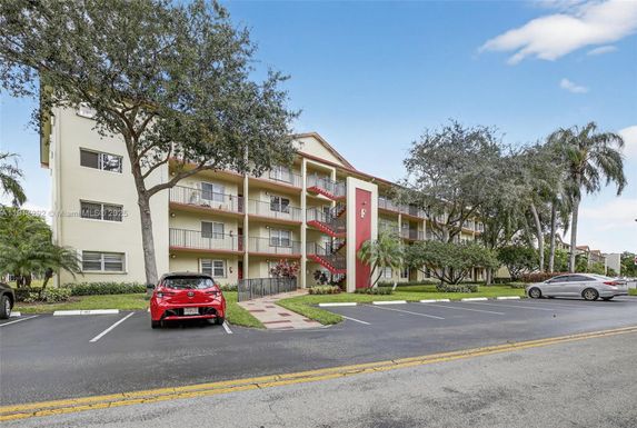 701 SW 128th Ave # 310F, Pembroke Pines FL 33027