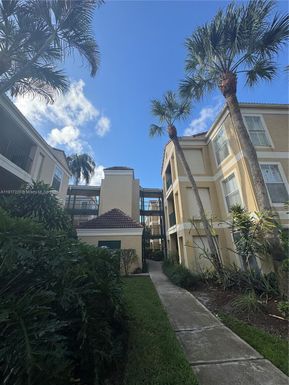 875 Riverside Dr # 713, Coral Springs FL 33071