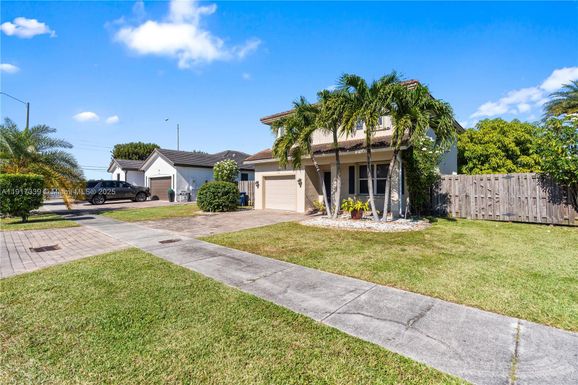 11121 SW 225th Ter, Miami FL 33170