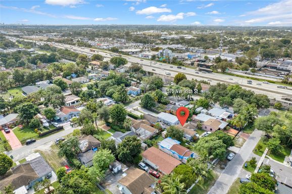 575 NW 99th St, Miami FL 33150