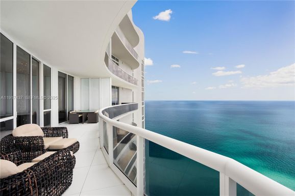 15811 Collins Ave # 4107, Sunny Isles Beach FL 33160