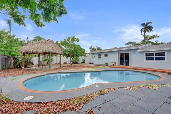 2281 SW 15th St # 0, Fort Lauderdale FL 33312