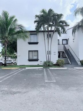1175 NW 124th Pl # 101, Miami FL 33182
