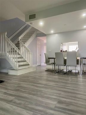 10018 Hammocks Blvd # 5, Miami FL 33196