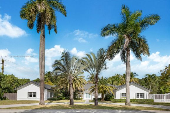 7675 SW 132nd St # 0, Pinecrest FL 33156