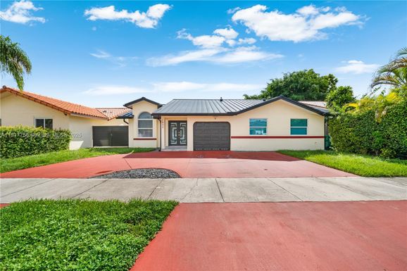 1025 NW 128th Ct, Miami FL 33182