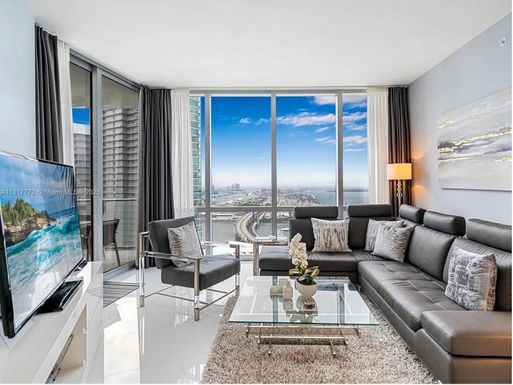 851 NE 1st Ave # 3909, Miami FL 33132