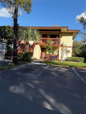 4301 NW 19th St # 7, Lauderhill FL 33313