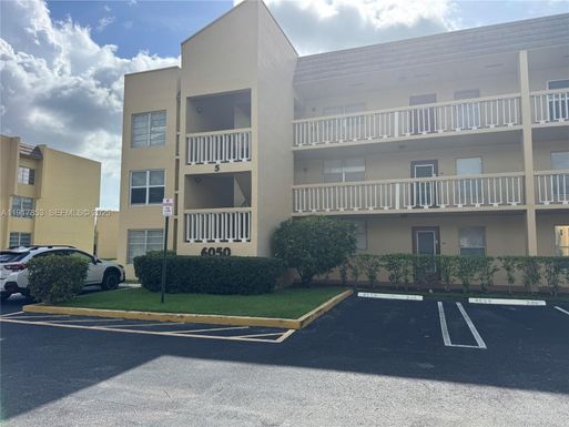 6050 NW 64th Ave # 306, Tamarac FL 33319