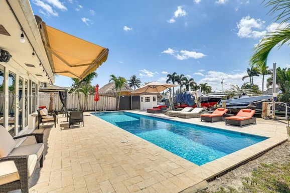 963 Nautilus Isle, Dania Beach FL 33004