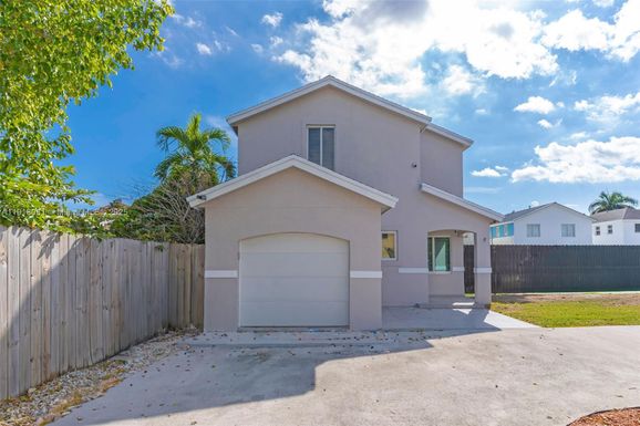 13996 SW 160th St, Miami FL 33177