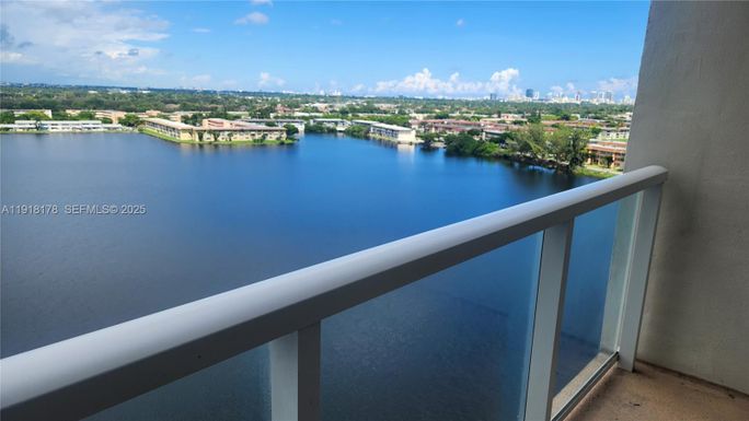 1301 NE Miami Gardens Dr # 1412W, Miami FL 33179