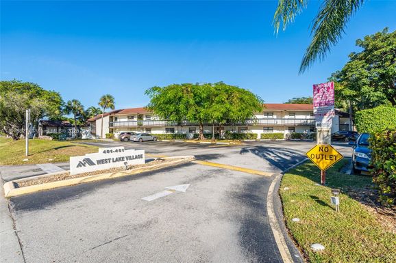 401 NW 107th Ave # 107, Miami FL 33172