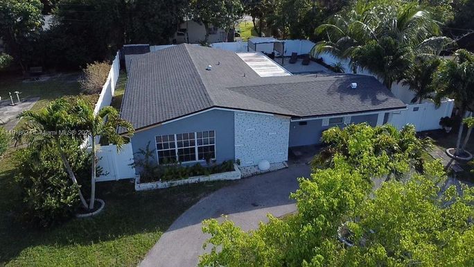 4420 NW 30th Ct, Lauderdale Lakes FL 33313