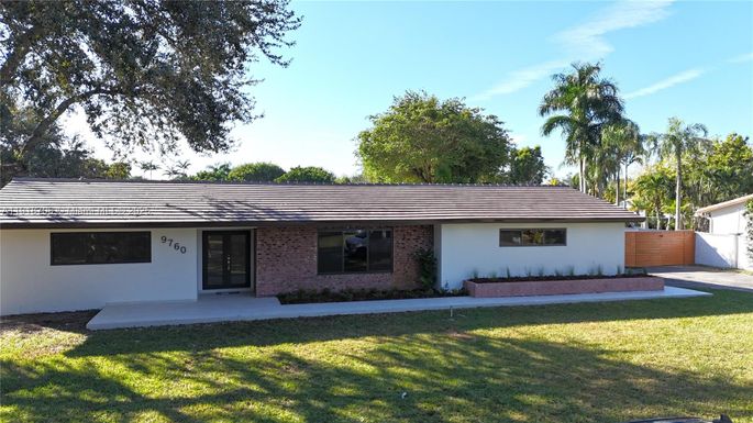 9760 SW 119th St, Miami FL 33176