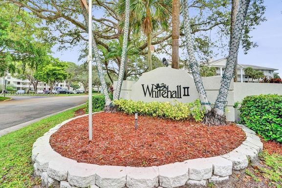 1715 Whitehall Dr # 305, Davie FL 33324