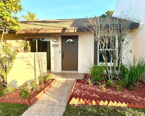 11117 SW 122nd Ct, Miami FL 33186