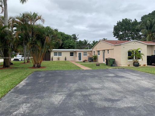 707 NE 15th St # C, Fort Lauderdale FL 33304