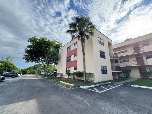 3199 Foxcroft Rd # 101, Miramar FL 33025